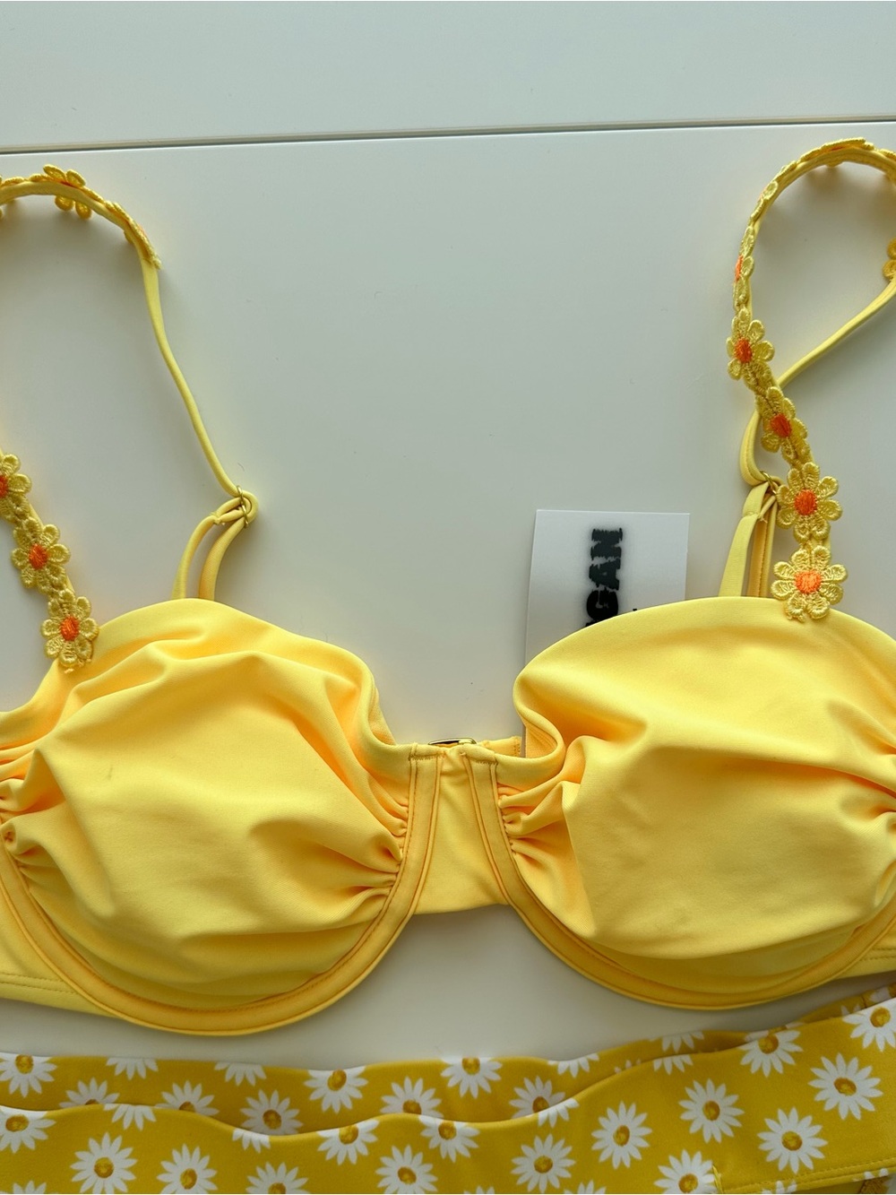 Yellow Daisy mis-match bikini set- M bottom, L top (NWT) - Picture 3 of 6